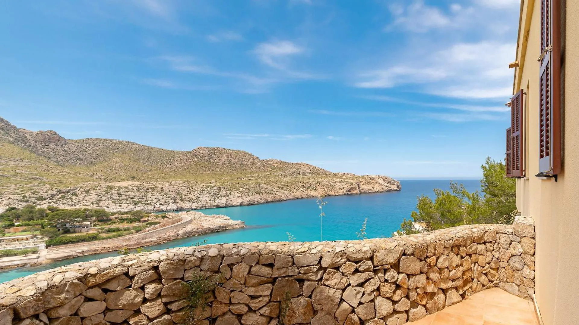 Beach Villa Cala Carbo By Sealand Villas Cala de Sant Vicenc