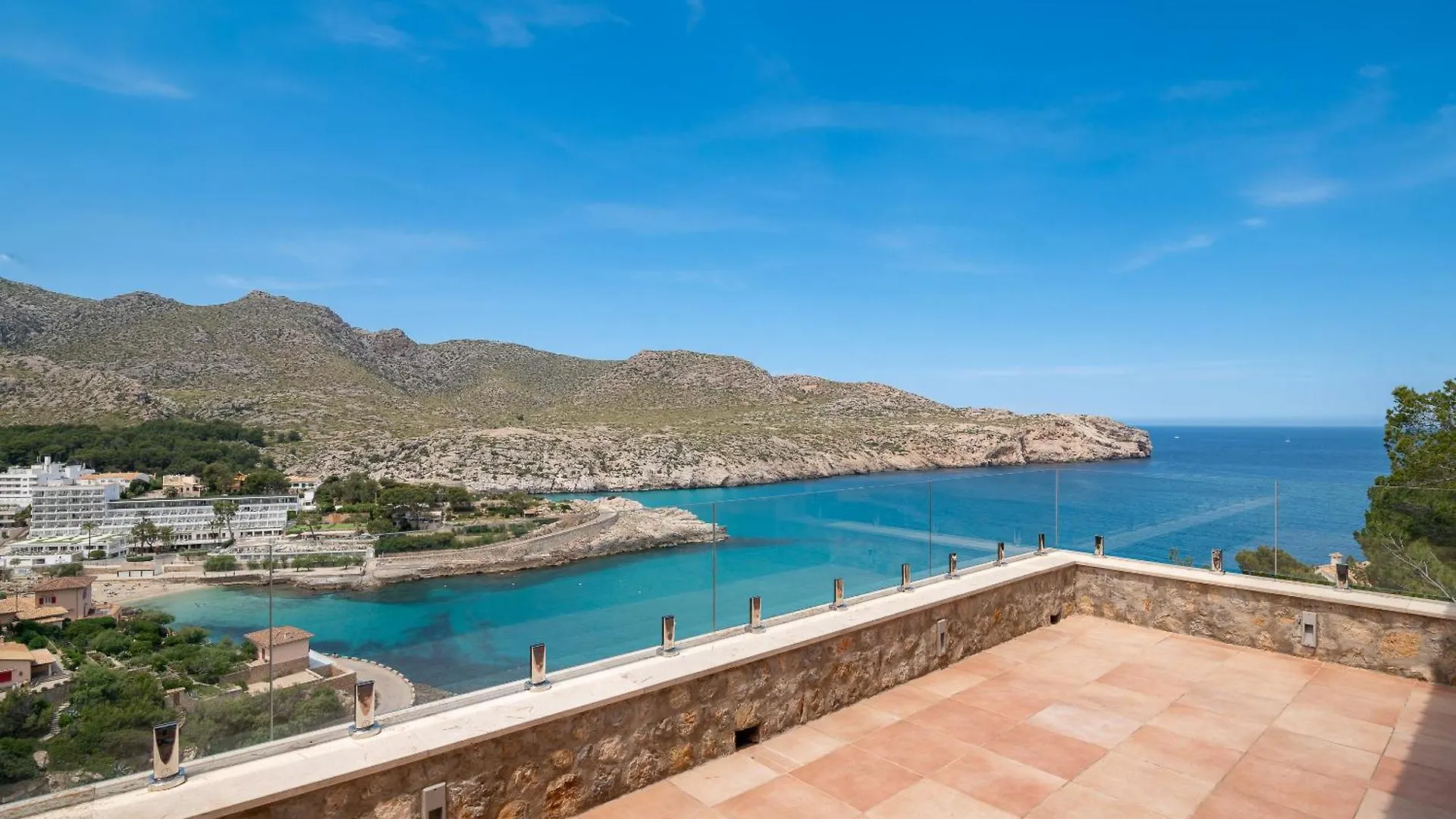 Beach Villa Cala Carbo By Sealand Villas Cala de Sant Vicenc İspanya