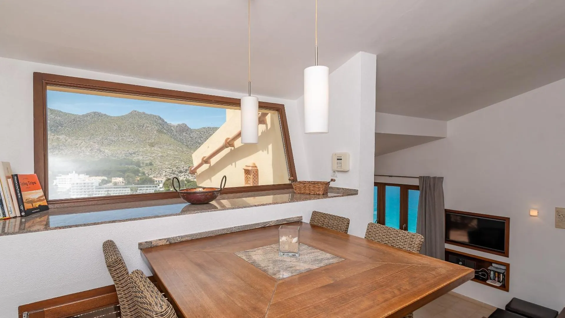 Beach Villa Cala Carbo By Sealand Villas Cala de Sant Vicenc