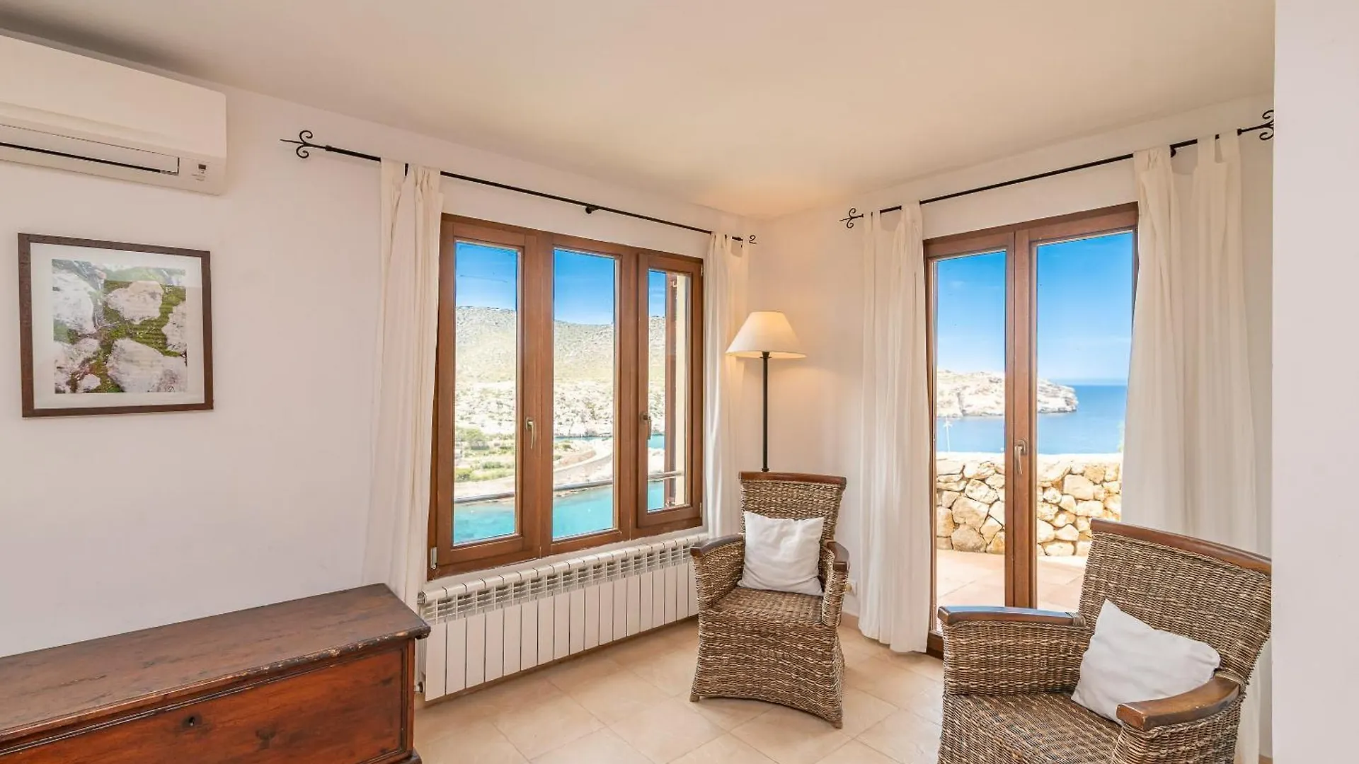Beach Villa Cala Carbo By Sealand Villas Cala de Sant Vicenc İspanya